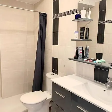 Apartmán Les Pins: 30 Metres De La